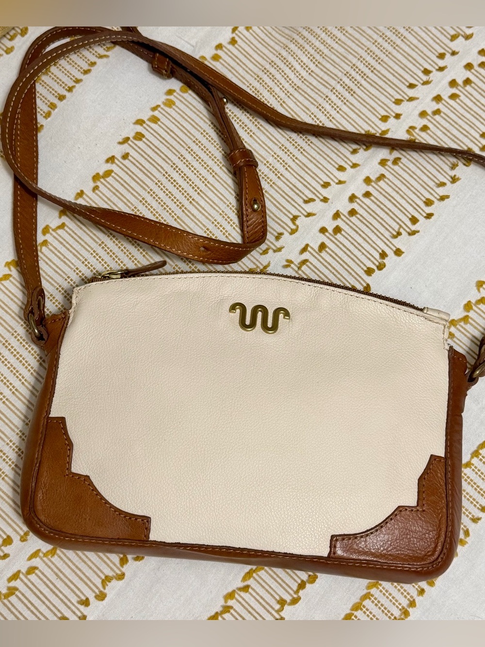 King Ranch Two-Tone Cream and Brown  Leather Crossbody Bag